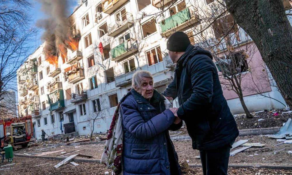 Ουκρανία: H μεγαλύτερη ρωσική πυραυλική επίθεση των τελευταίων μηνών-18 άμαχοι σκοτώθηκαν (Βίντεο)
